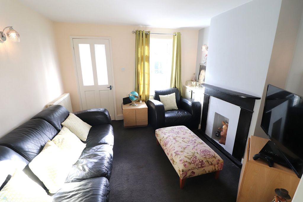 Property photo 2 of 15 Picture No. 24