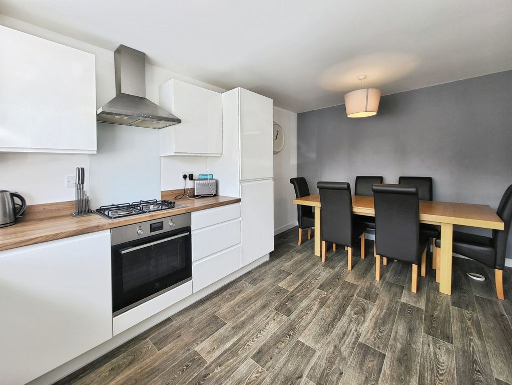 Property photo 2 of 12 Kitchen Diner
