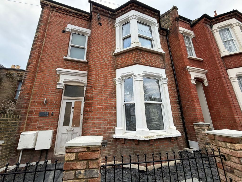 Property photo 1 of 14 Outside Picture