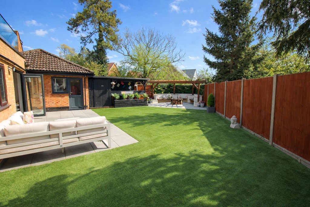 Property photo 3 of 24 Garden2.Png