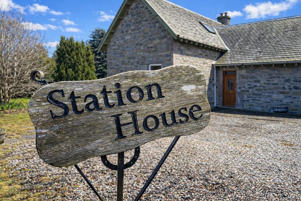 Additional image 21 of 3 bed detached house for saleStation House, Station Road, Newtonmore PH20