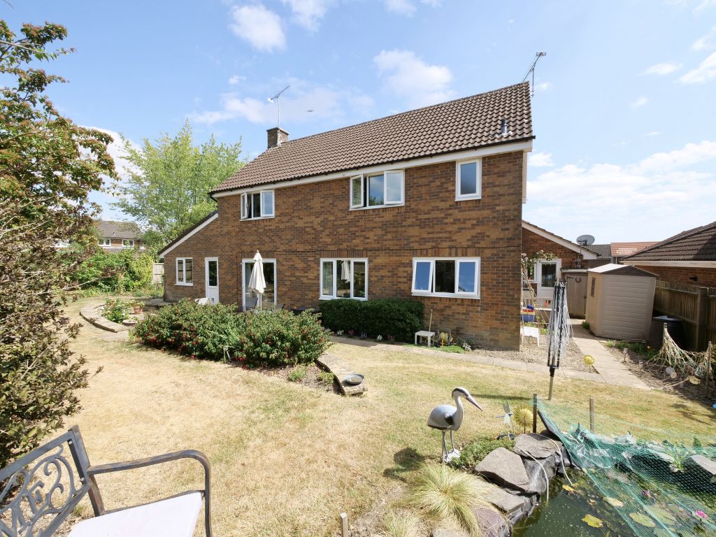 Property photo 3 of 18