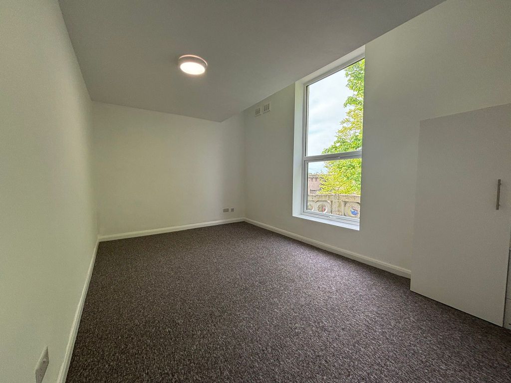 Property photo 1 of 6 Image