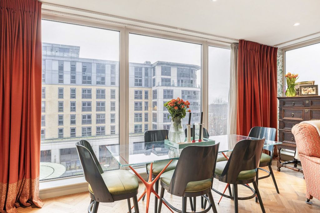 Property photo 2 of 12 Dining Area