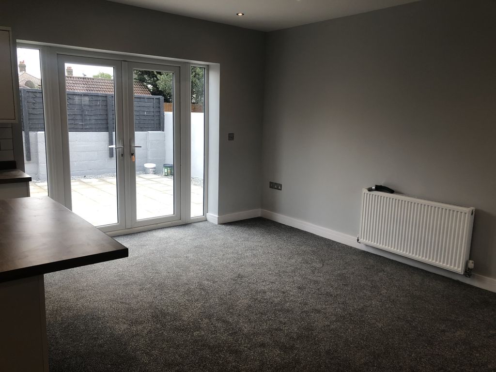 Property photo 3 of 12 Gallery