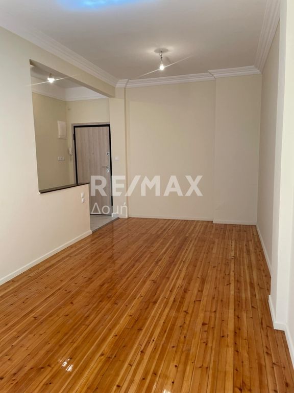 Property photo 1 of 42