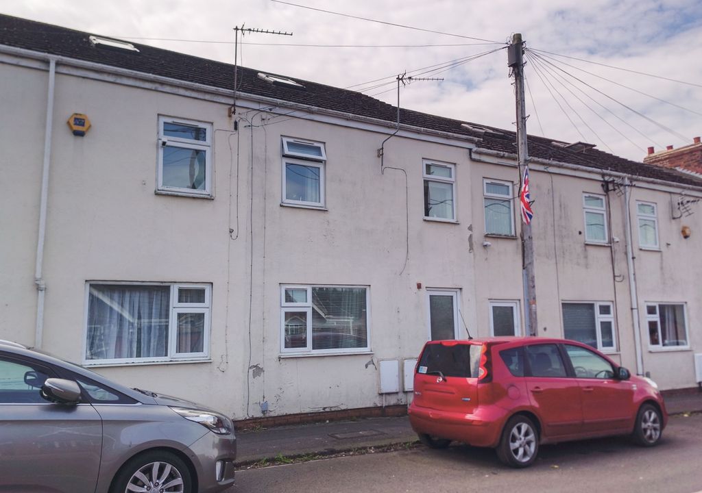 Property photo 1 of 23