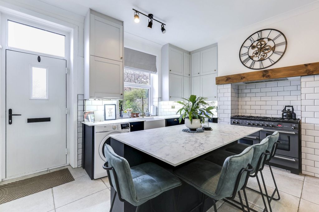 Property photo 2 of 18 Picture No. 03