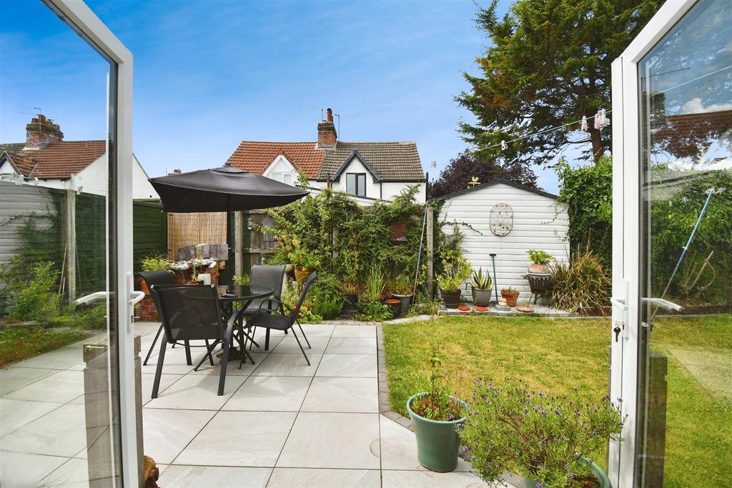 Property photo 1 of 20 Rear External