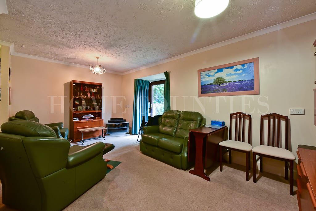 Property photo 3 of 17