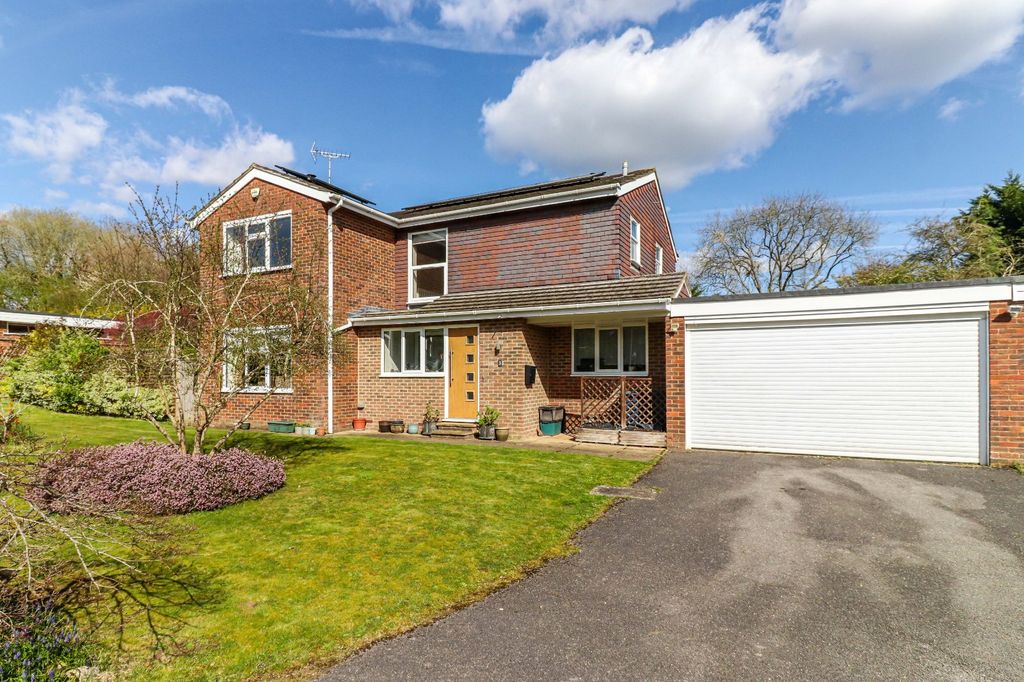 Property photo 1 of 17 Front