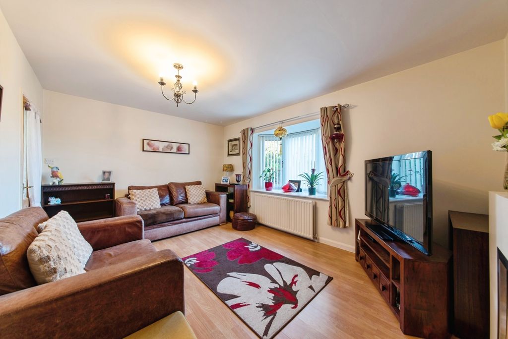 Property photo 2 of 13 Pbox-Img.Jpg