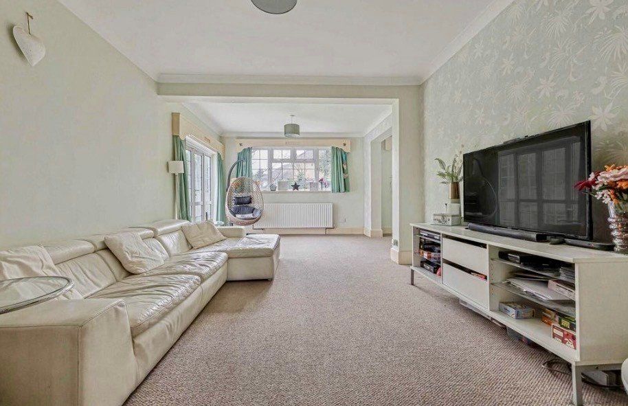 Property photo 2 of 24 Picture No. 25
