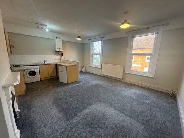 Property photo 3 of 6