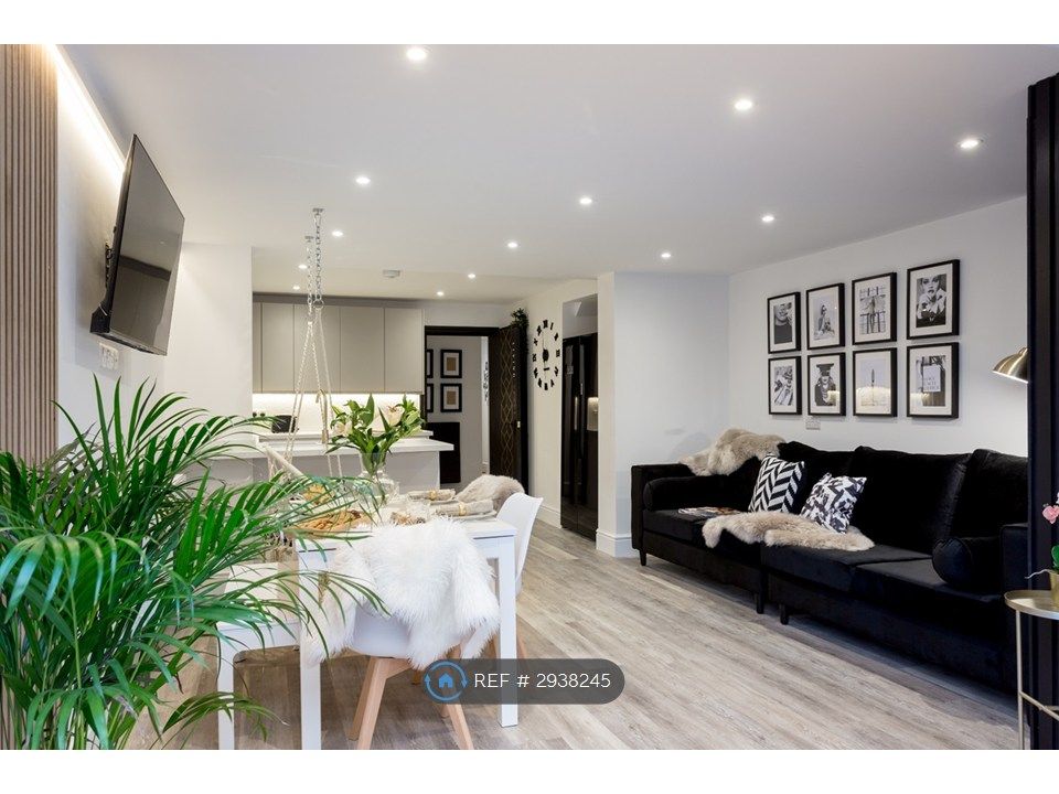 5 bed shared accommodation to rentPark Grove, York YO31 photo 4