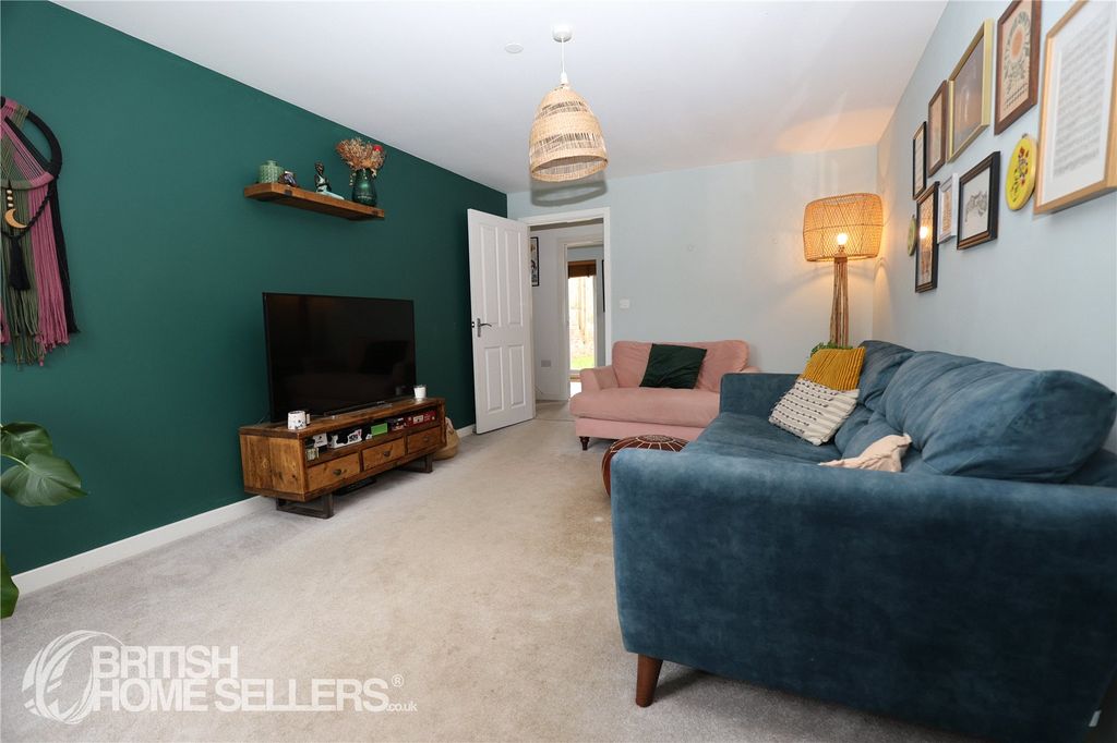 Property photo 3 of 18 Picture No. 19