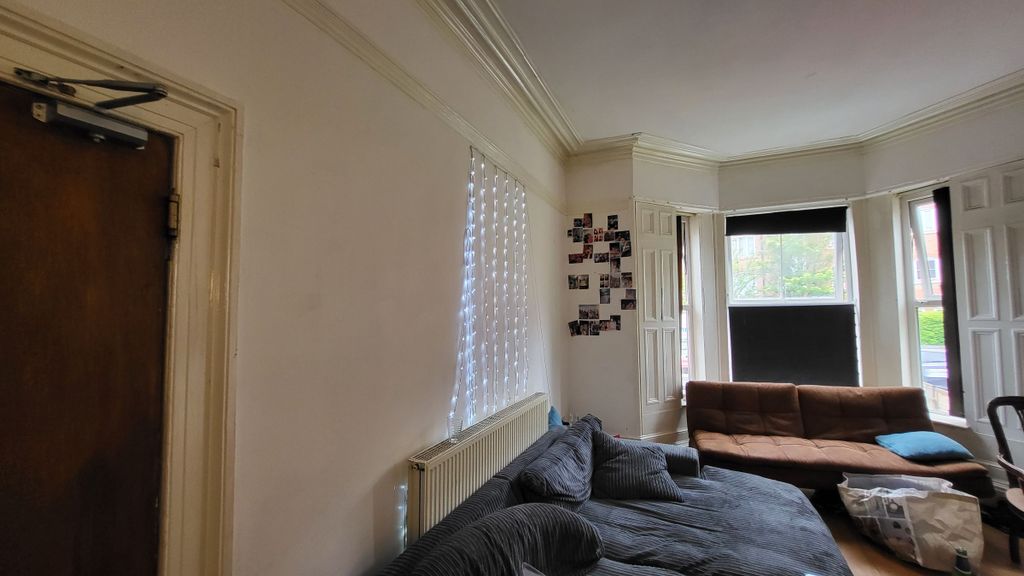 Property photo 2 of 38