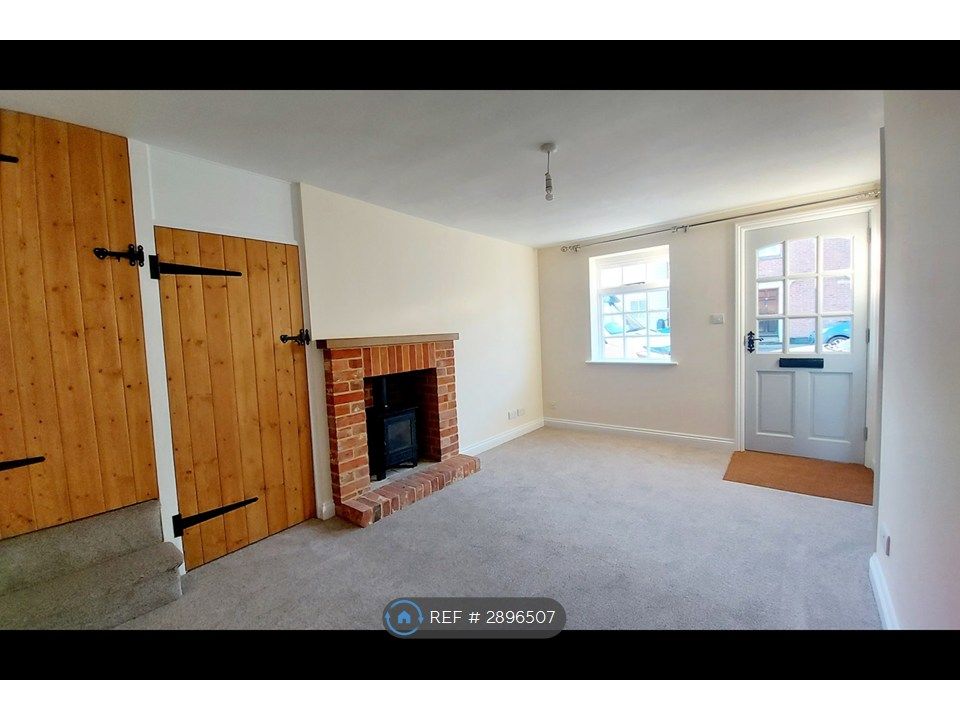Property photo 2 of 12 Living Room