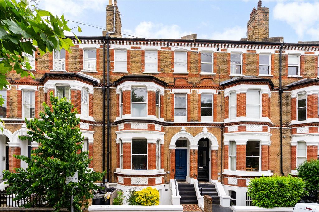 Property photo 1 of 12 Schubert Road