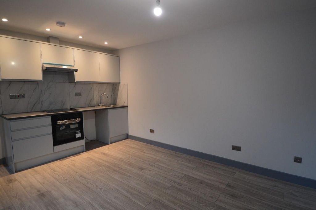 Property photo 2 of 6 Dsc_0168.Jpg