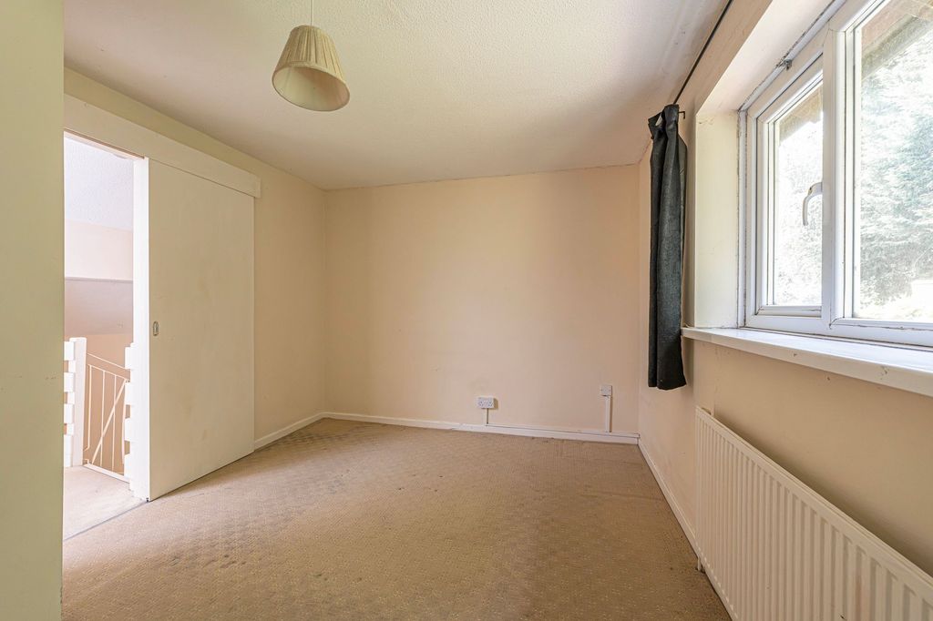 Property photo 3 of 26