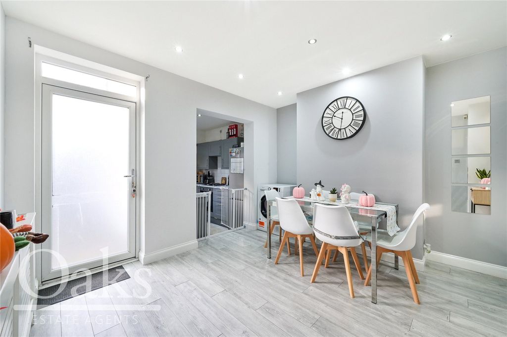 Property photo 3 of 12 Picture No. 05