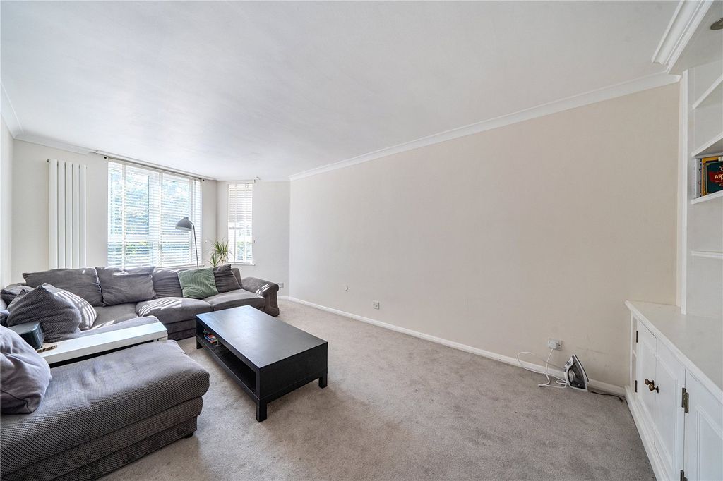 Property photo 3 of 18 Picture No. 30