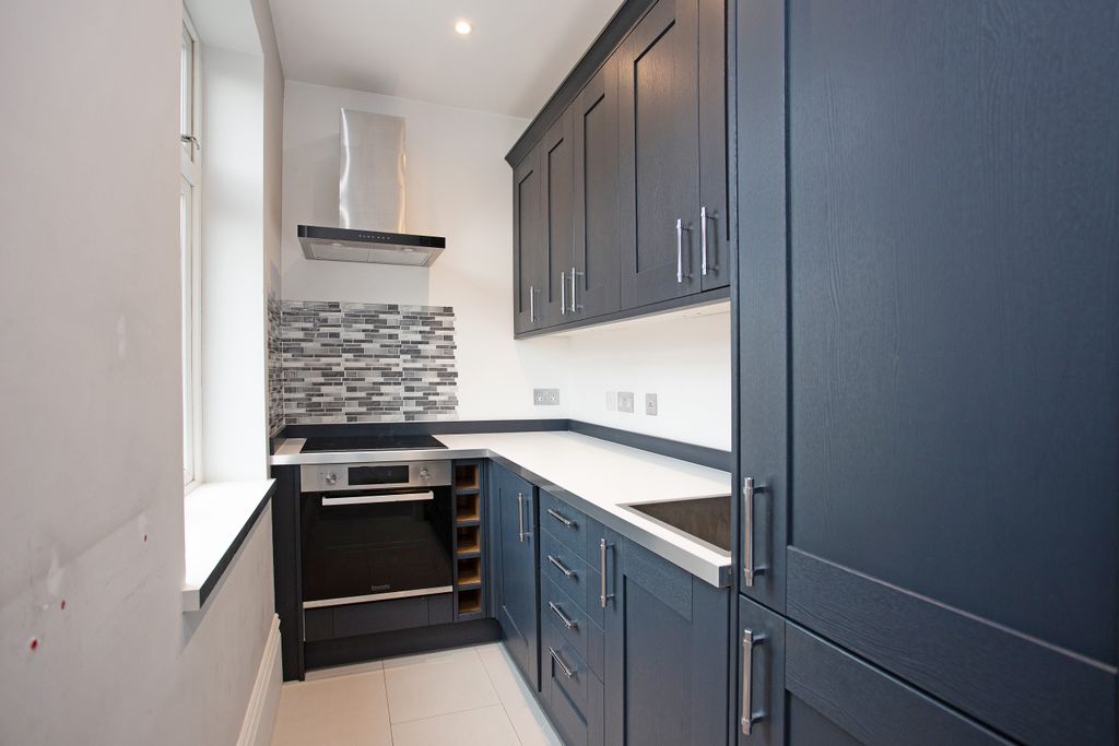 Property photo 3 of 11 Picture 3