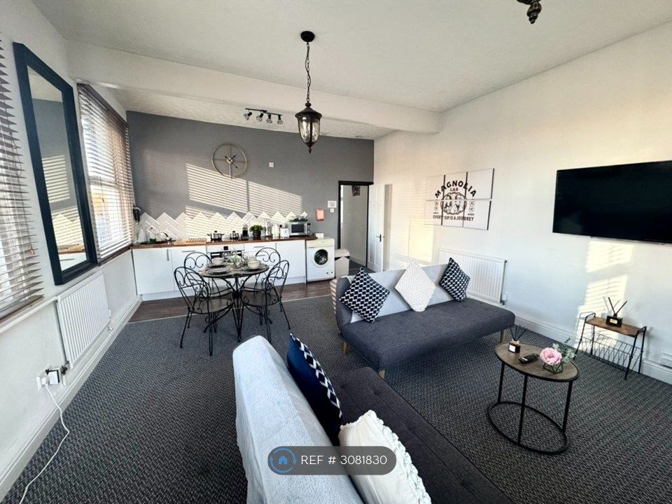 Property photo 1 of 6 Open Plan Kitchen / Living Area 1