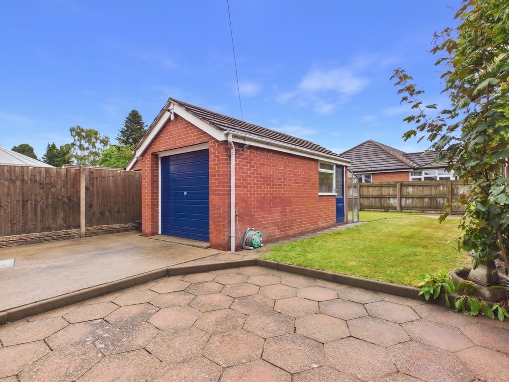 Property photo 2 of 20 Garden Emilydimelowewemovewhitchurchandnantwich