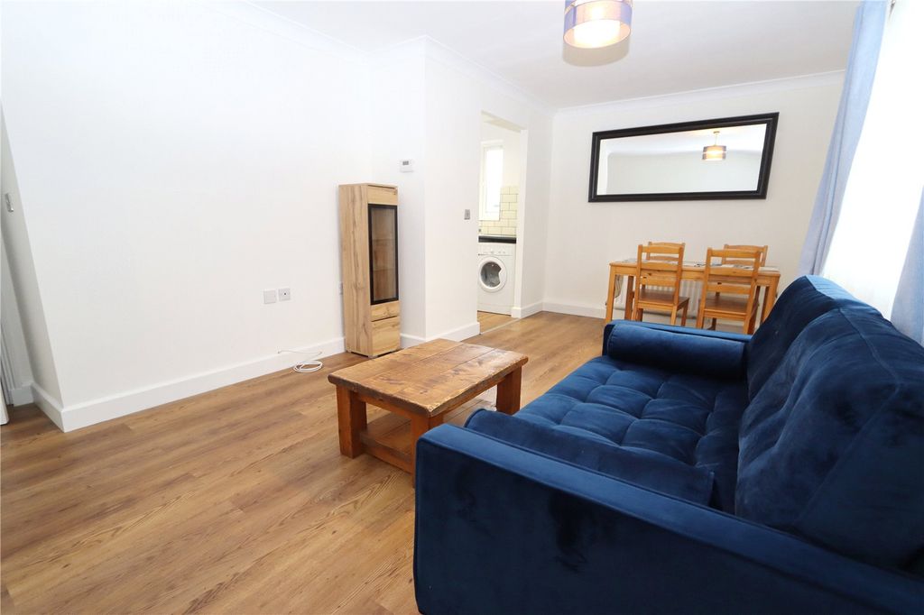 Property photo 2 of 7 Picture No. 06