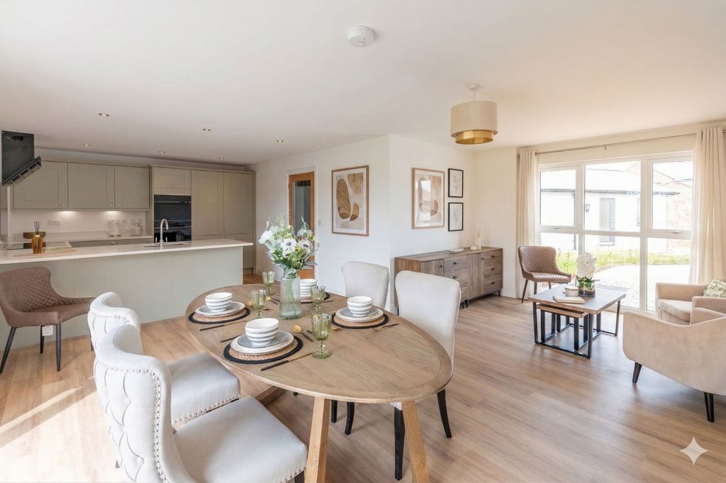 Property photo 2 of 59