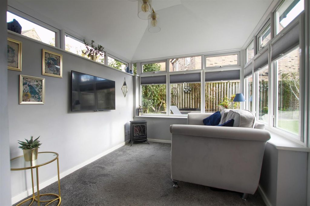 Property photo 3 of 16 Gt4.Jpg