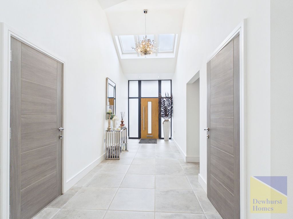 Property photo 2 of 30