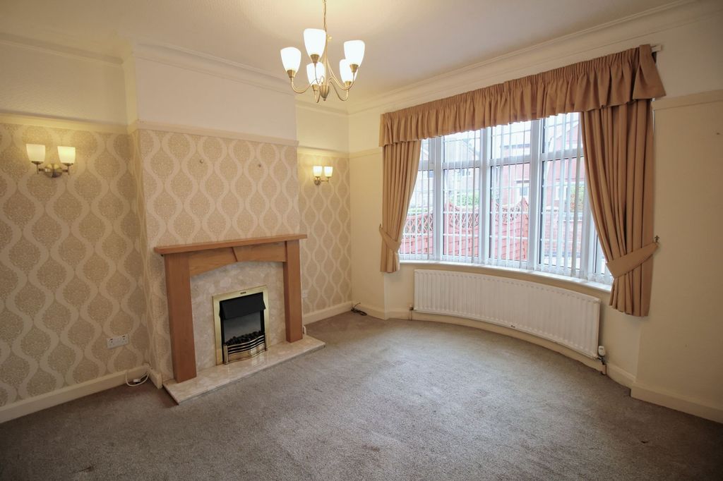 Property photo 2 of 26