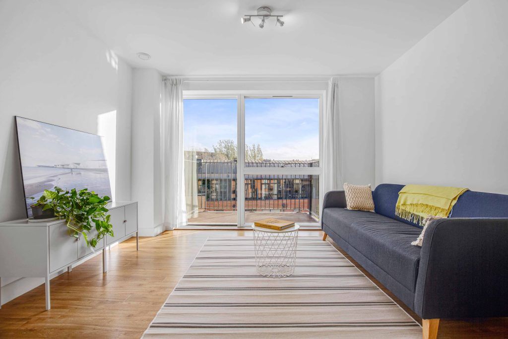 Property photo 2 of 19