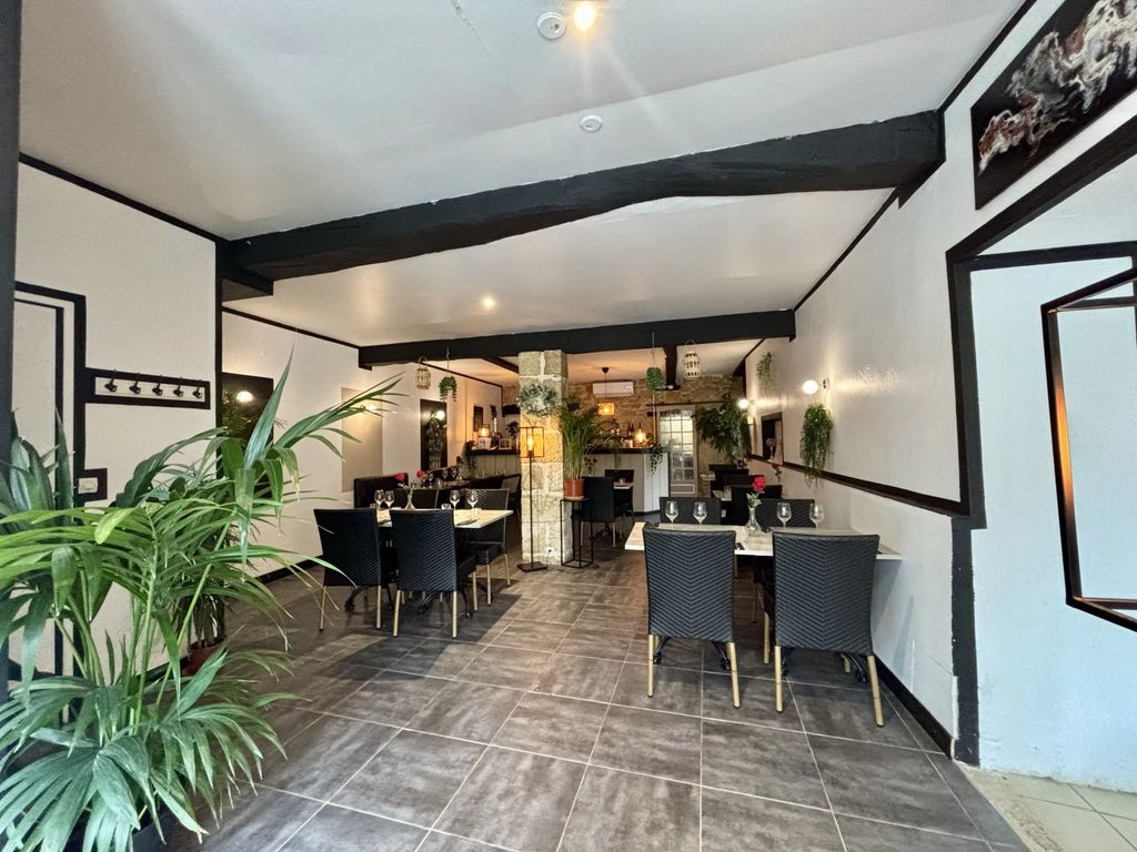 Property photo 3 of 22 Ac06864Aa73152c6d17Ae3Ddfd7B54c3_64B0352Ef0_4032-Big