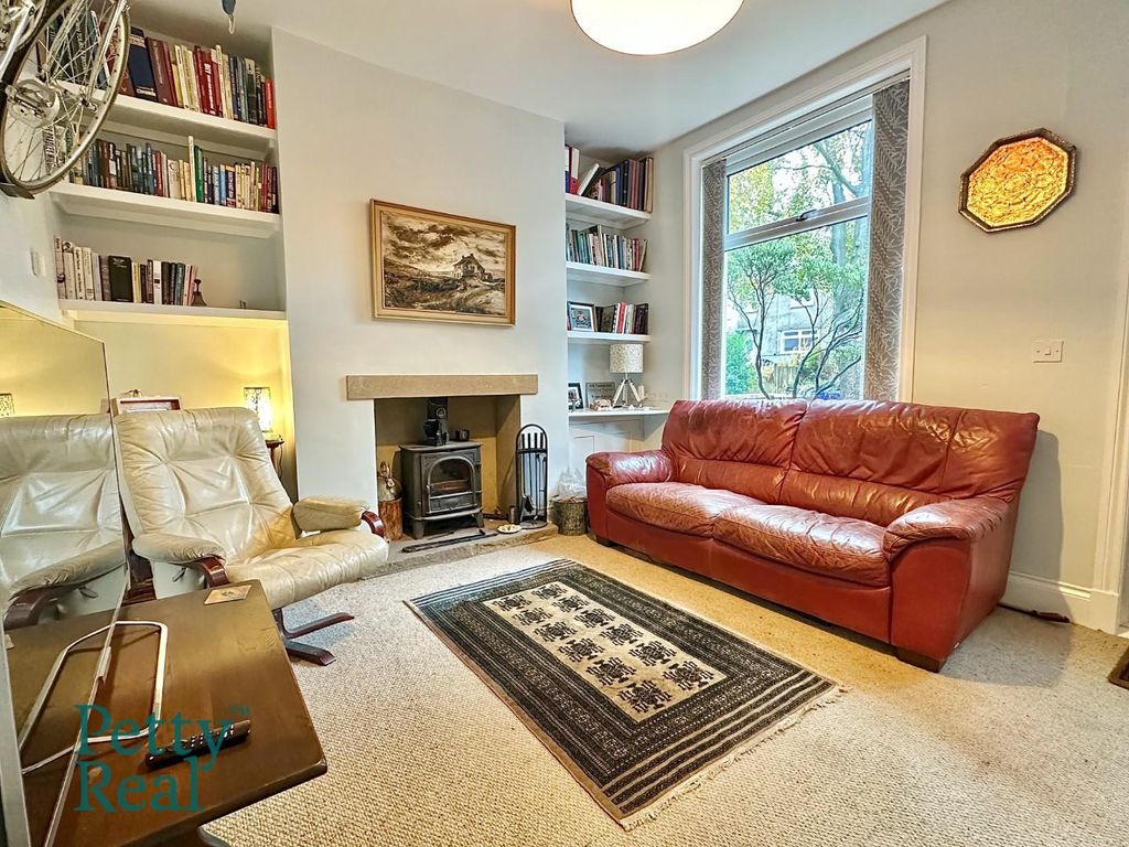 Property photo 2 of 11 A7De7Fa7-D889-412A-9F71-Dbd120Feb8F8.Jpeg