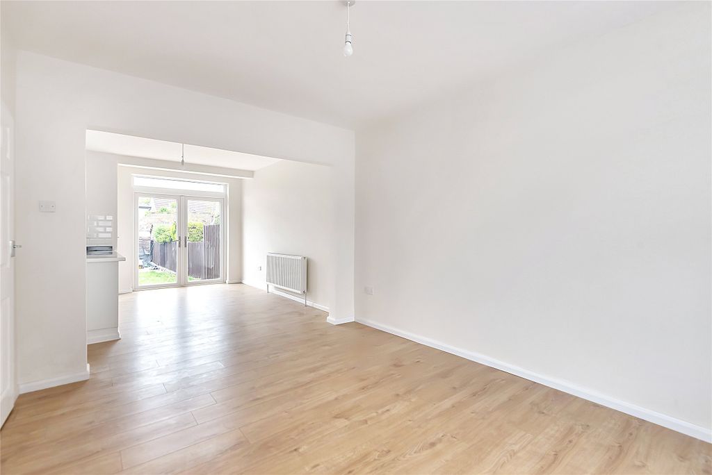 Property photo 2 of 20 Picture No. 02