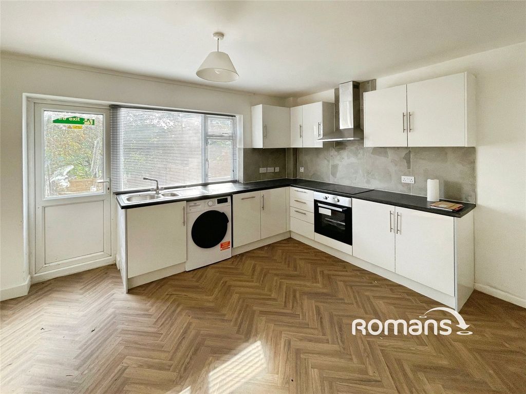 Property photo 3 of 15 Picture No. 03
