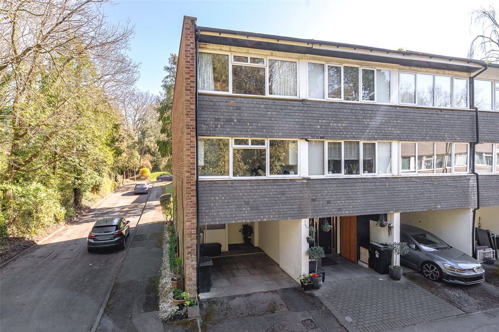 Property photo 2 of 17 Picture No. 33