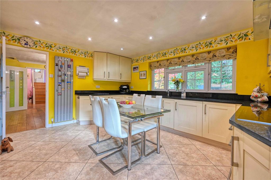 Property photo 3 of 27 Picture No. 03