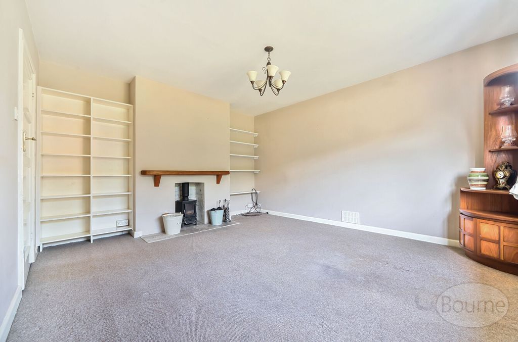 Property photo 2 of 19 6d25De22-3A7B-429...