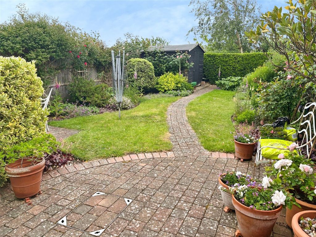 Property photo 2 of 10 Picture No. 02