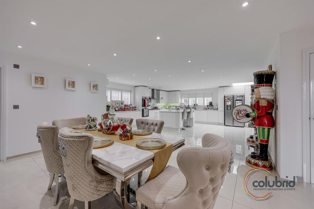 Property photo 2 of 32 0G1A8612-0G1A8616.Jpg