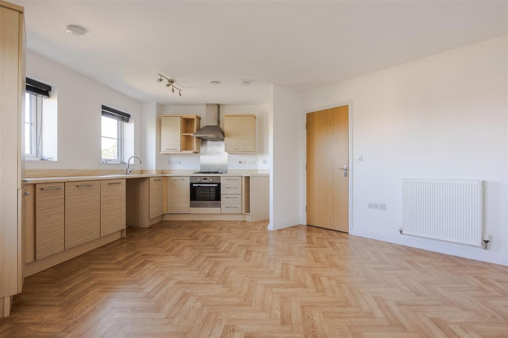 Property photo 2 of 9 Open Plan Living