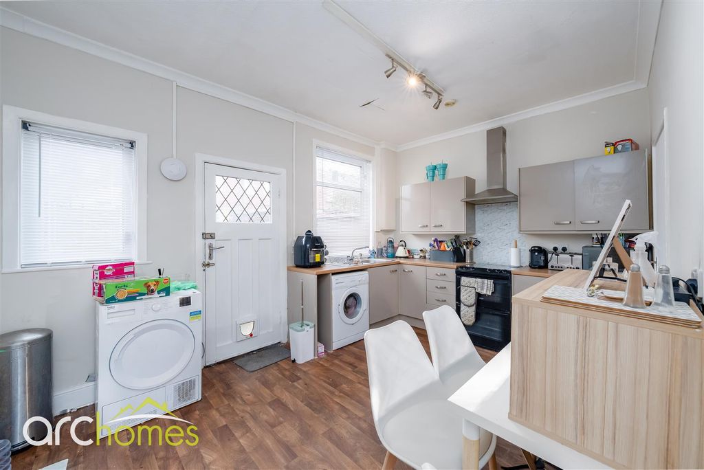 Property photo 3 of 13 Dsc01364-Edit.Jpg