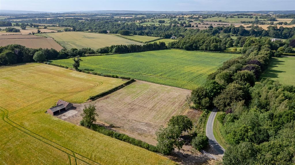 Property photo 2 of 14 Dji_0503-Hdr.Jpg