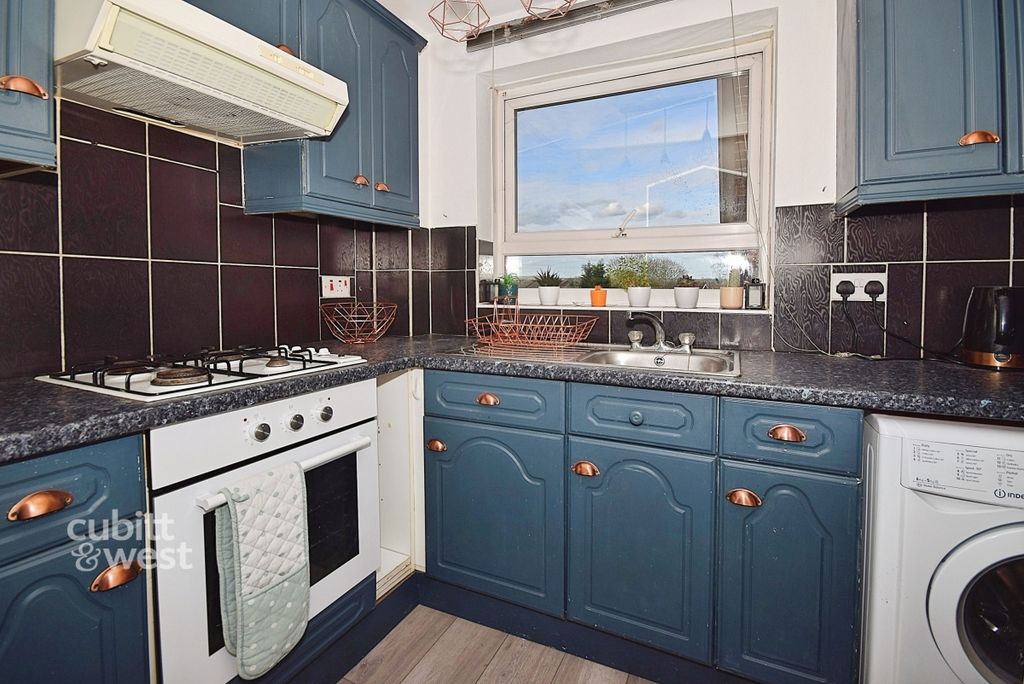 Property photo 3 of 10 Ecb0565B-Dsc_4221