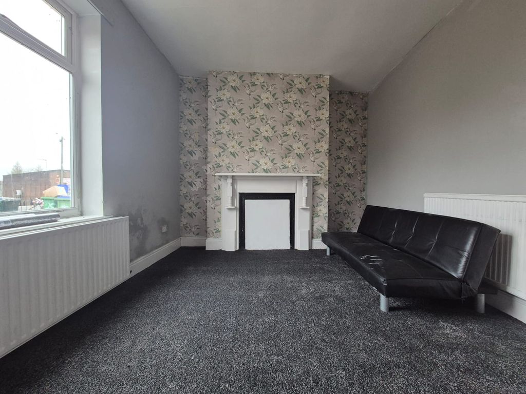 Property photo 3 of 4